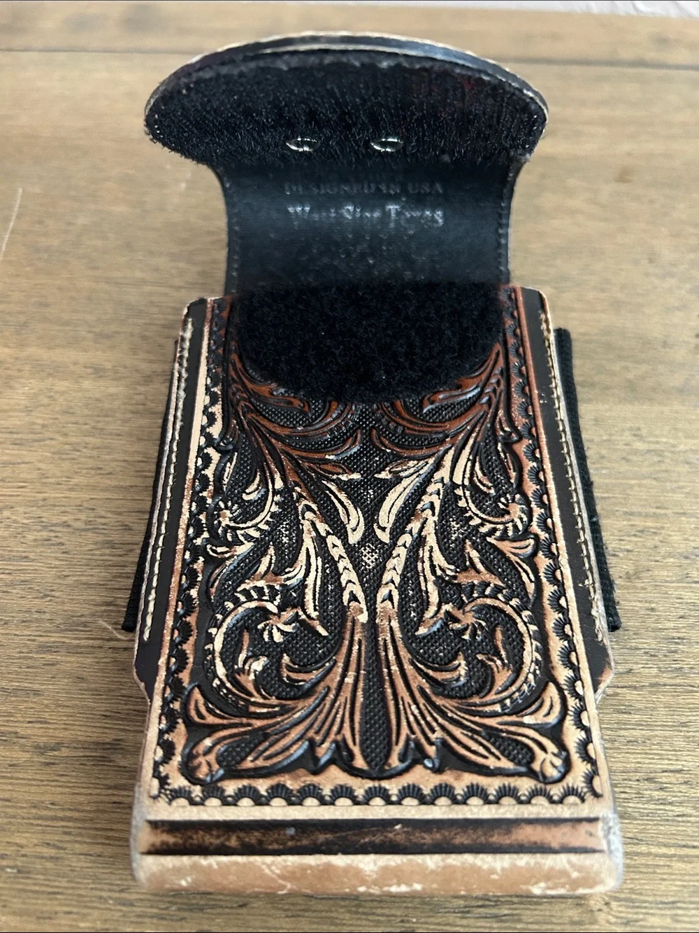 Men's Brown Hand Tooled Leather IPhone Belt Holster - Vintage Western Style.